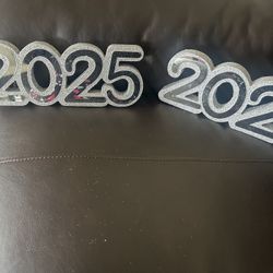 “2025” Decor & Bear 