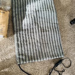 Pet Heating Mat! Brand New! Size Sm./Med.