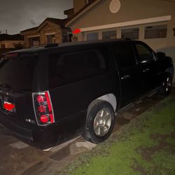 2007 GMC Yukon Denali XL – Runs & Drives – Transmission Issue / Mechanics Special