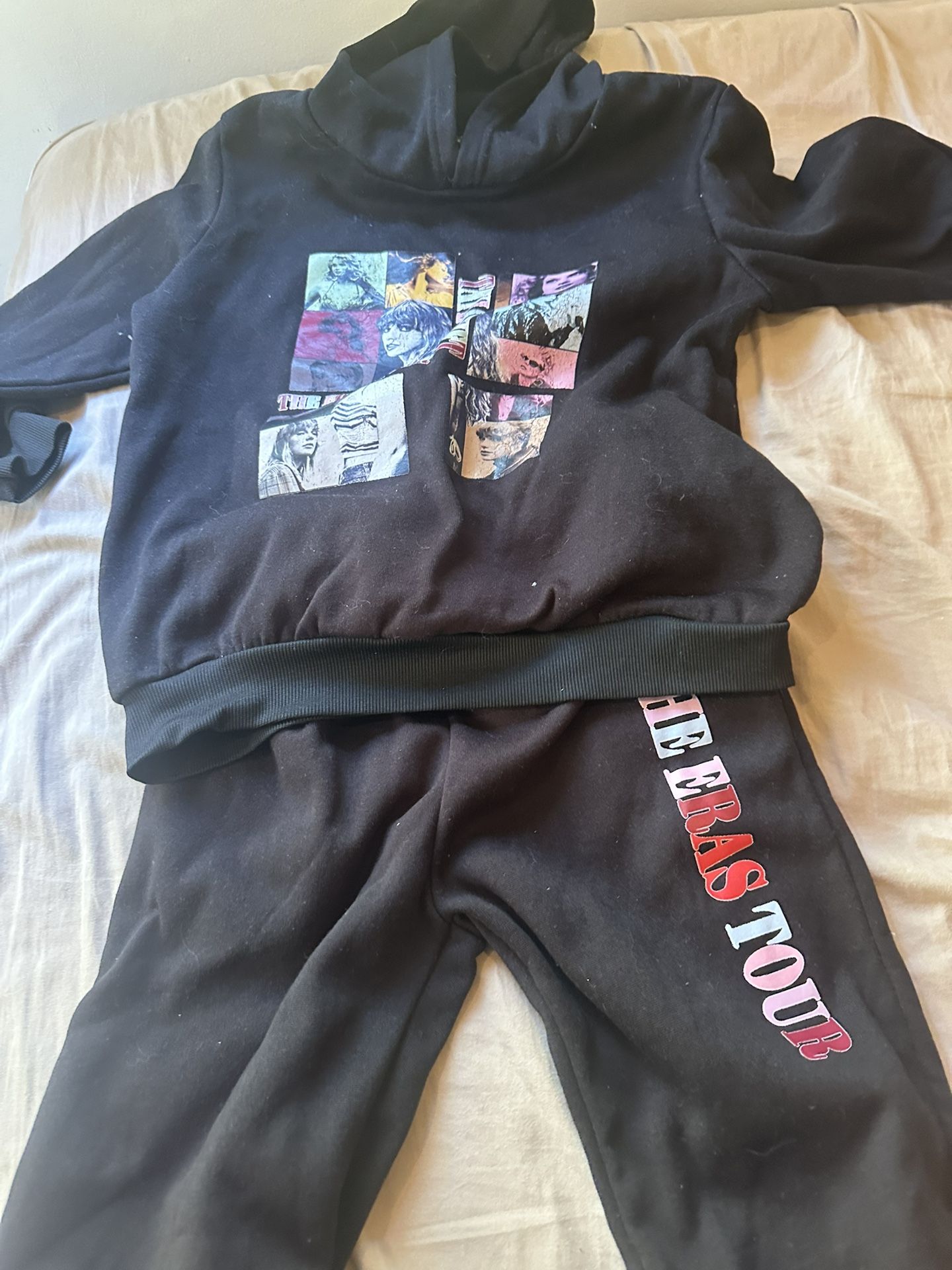 Taylor Swift Hoodie And Pants Size 10 Years Girl