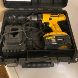Dewalt Power Drill With Charger And Case