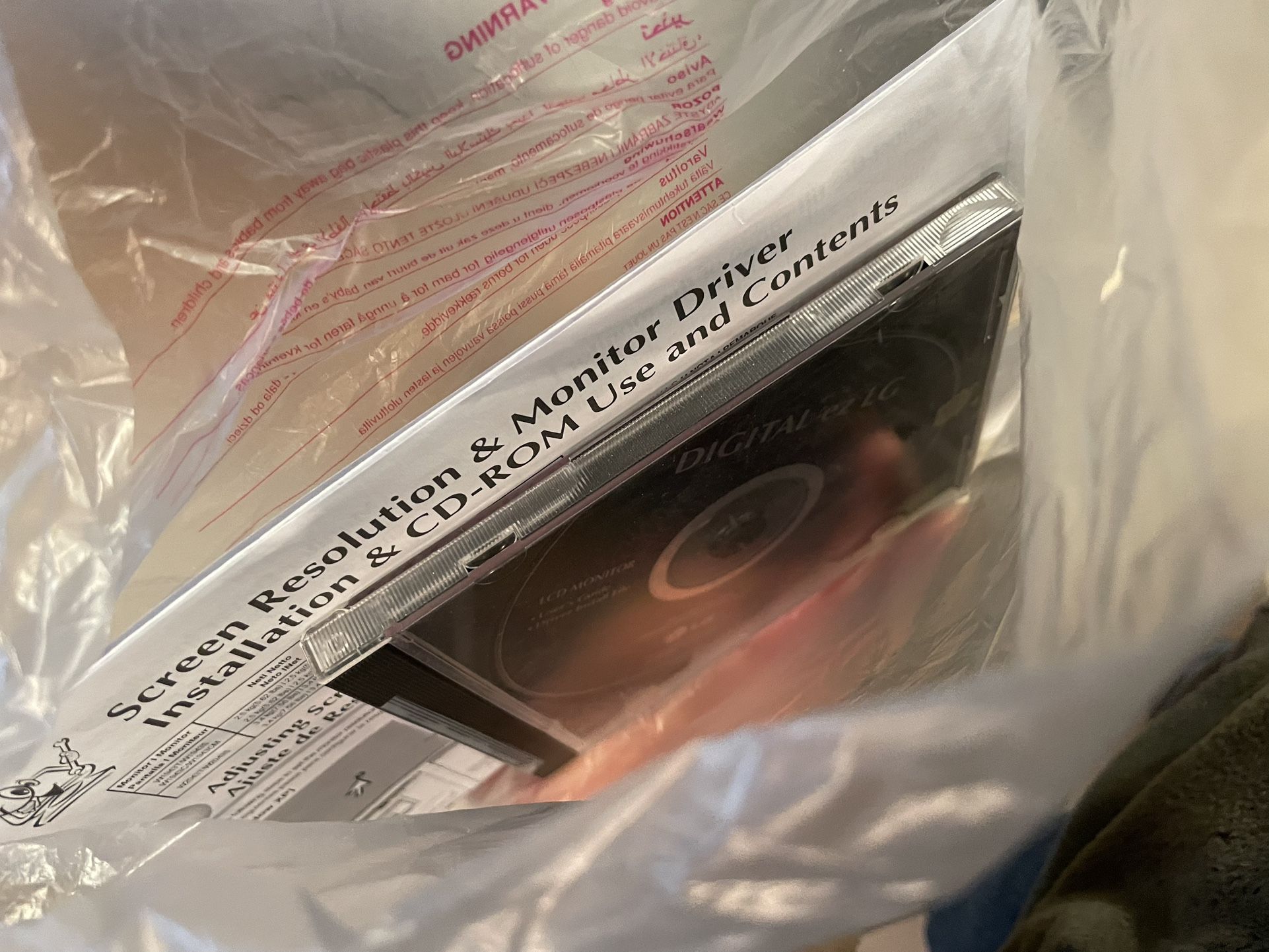 23 inch computer monitor