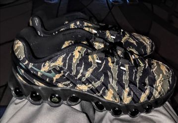 Nike Air Max DN8 Premium "Tiger Camo" Size 9 Mens