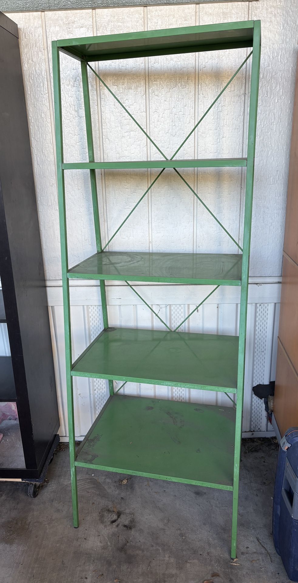 Green Metal Shelf Plant Stand