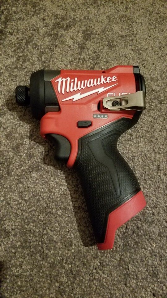 Milwaukee M12 Impact Driver