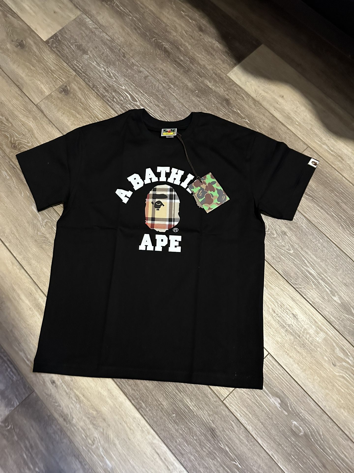 Bape tee size M