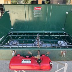 Coleman 3 Burner White Gas Stove With Stand