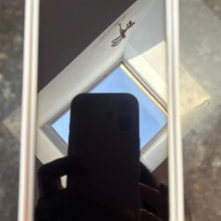 iPhone 12 black 64 GB
