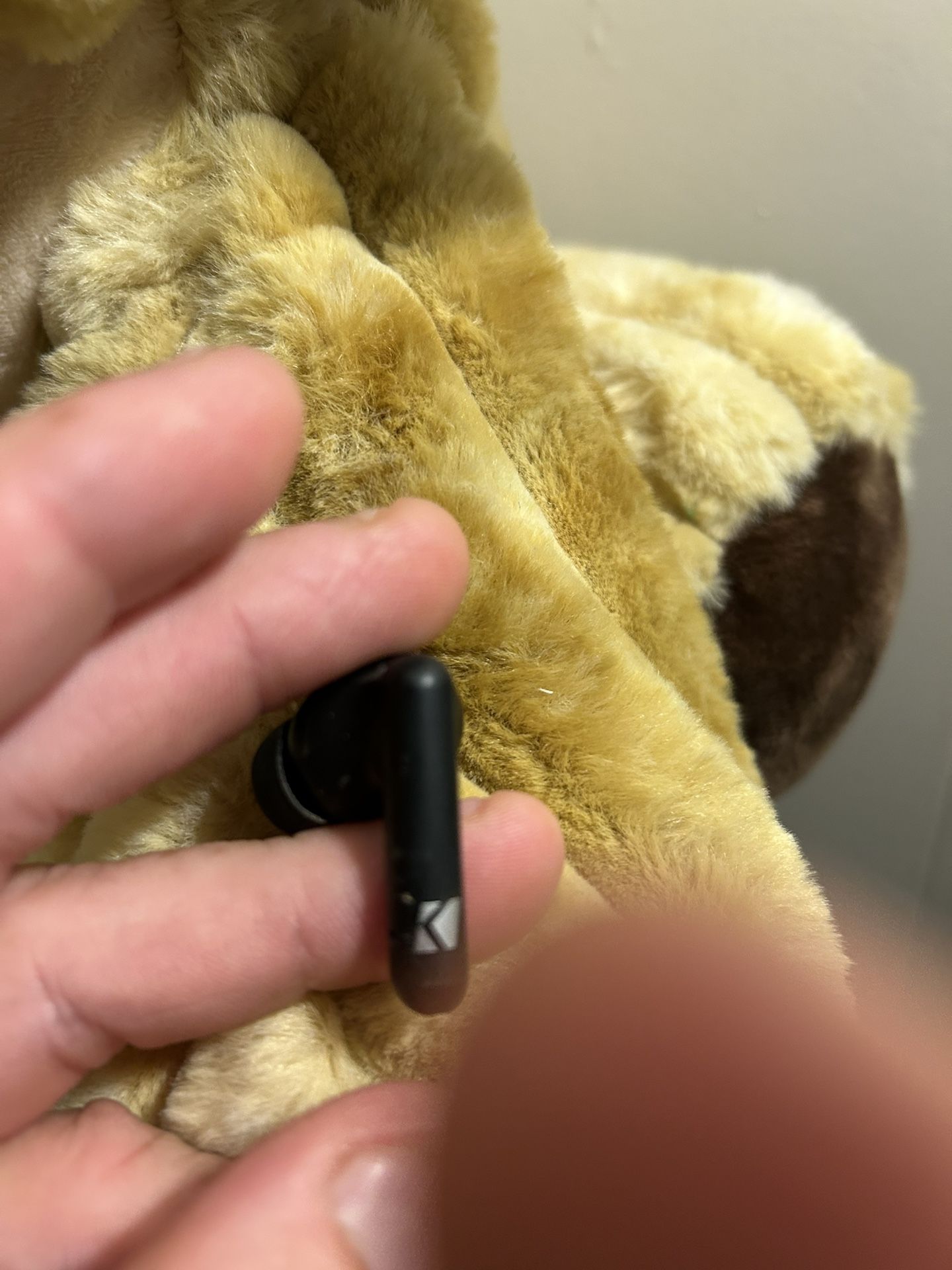 Kicker Bluetooth Earbuds