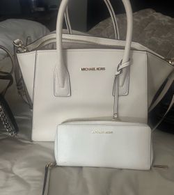 Coach purse and wallet