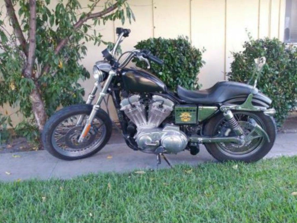 Harley Davidson 2002 motorcycle