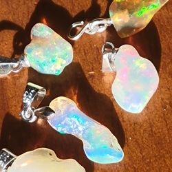 1pcs. Random Lot Ethiopian Fire Opal Polished Rough Pendant / Charm 