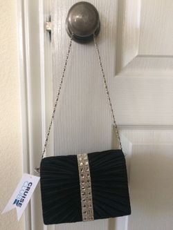 Evening clutch bag with chain strap
