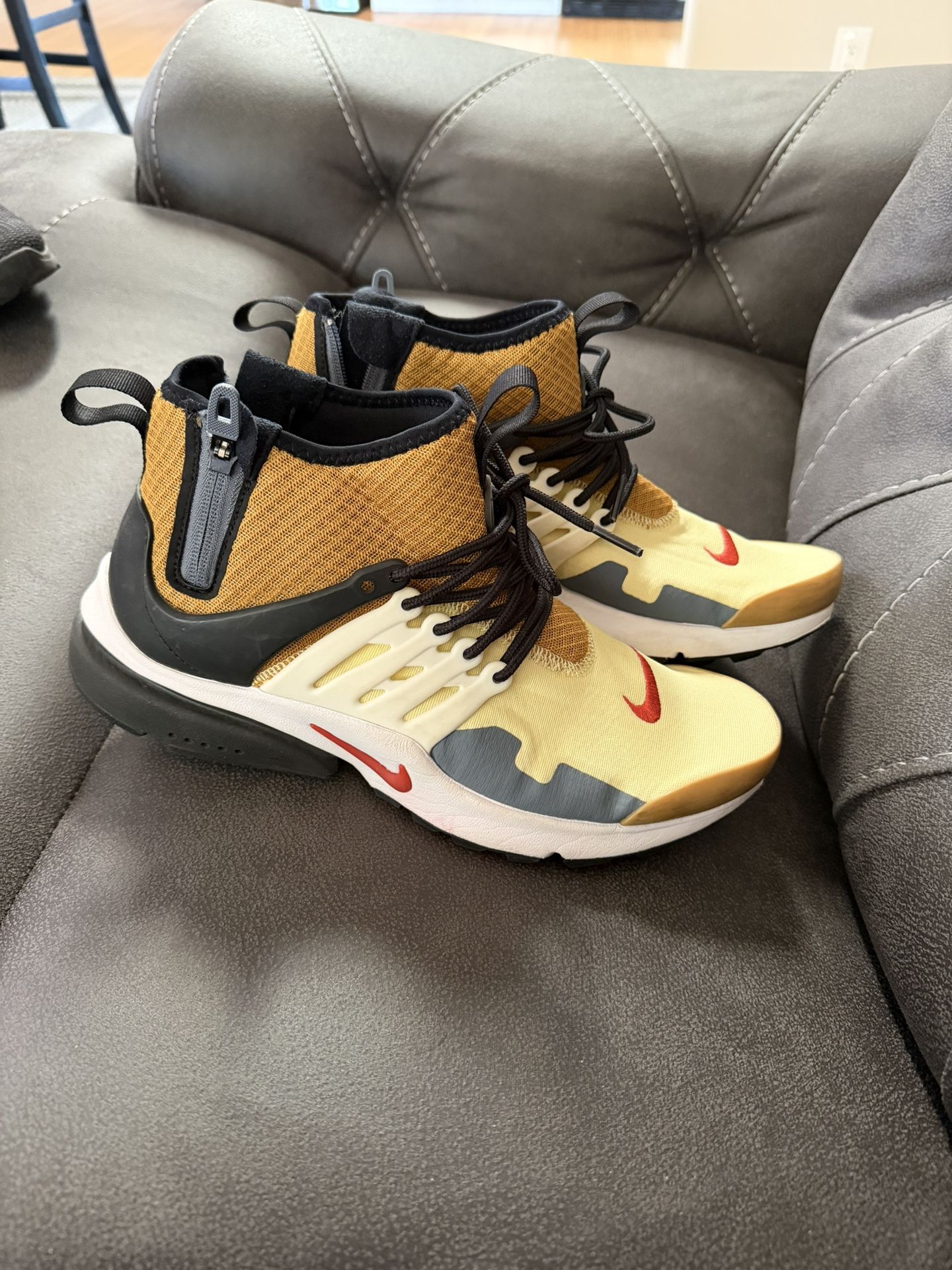 Men Nike Shoes