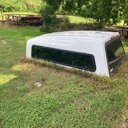 2005 ARE CAMPER for An 8’ Bed