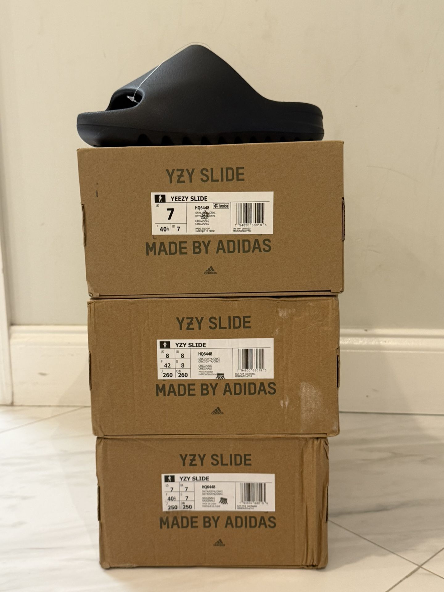 yeezy slides size 7 and 8 for sale brand new