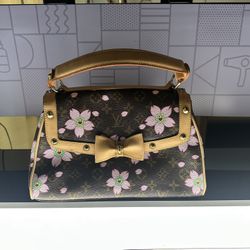 Louis Vuitton Purse!