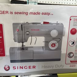 Singer Heavy duty 4423