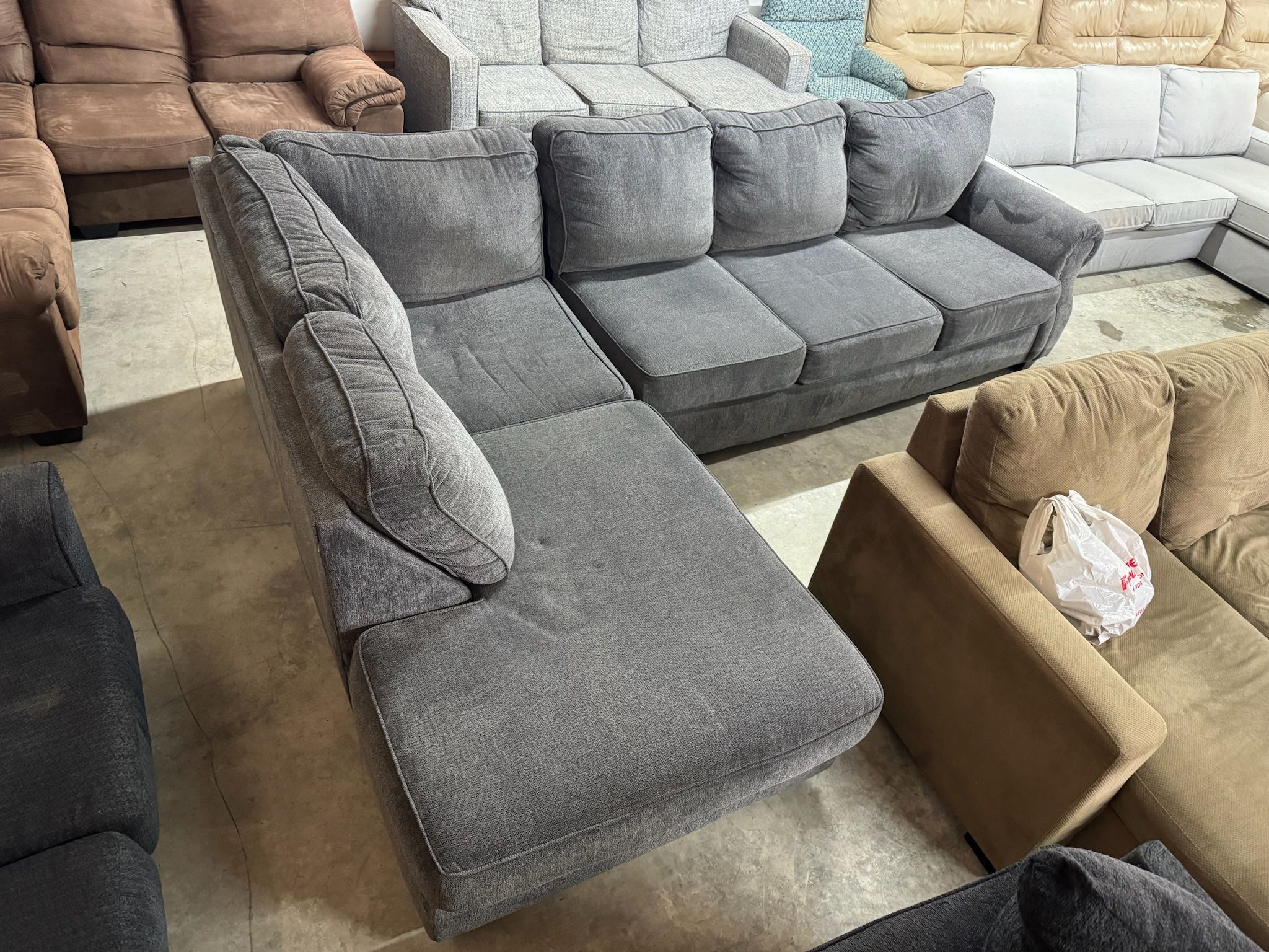 Sectional Couch (WE DELIVER)