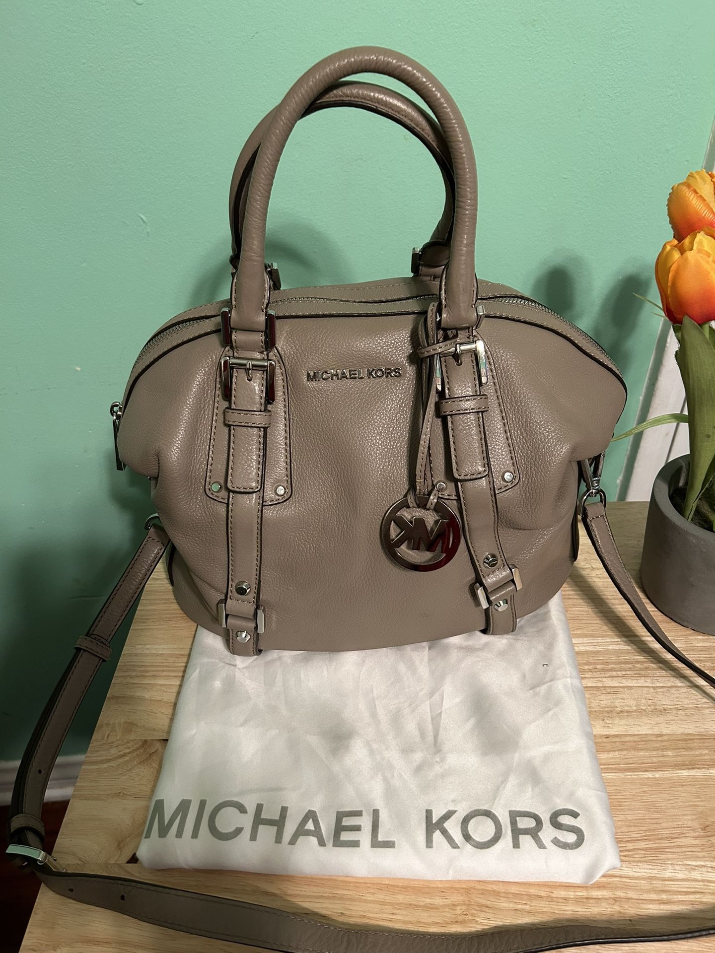 Michael Kors Elegant Gray Women's Bag