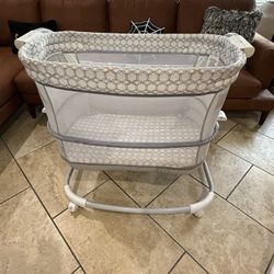 Adjustable Bassinet