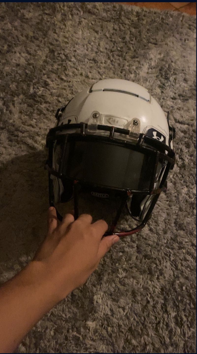 F7 Football Helmet 