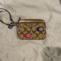 Coach Wristlet 