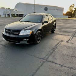 2012 Dodge Avenger RT
