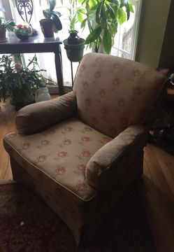 Living room chair