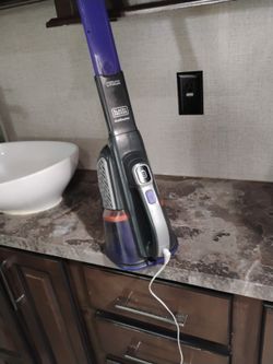 Black + Decker Dustbuster