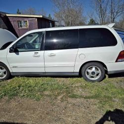 2003 Ford Windstar
