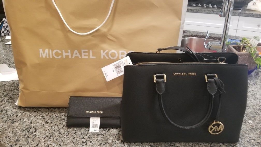Michael Kors Matching Purse Combo Wallet Only + sets available