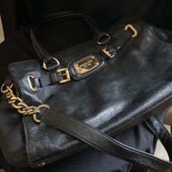 Michael Kors Black Leather Shoulder Bag With Handles 