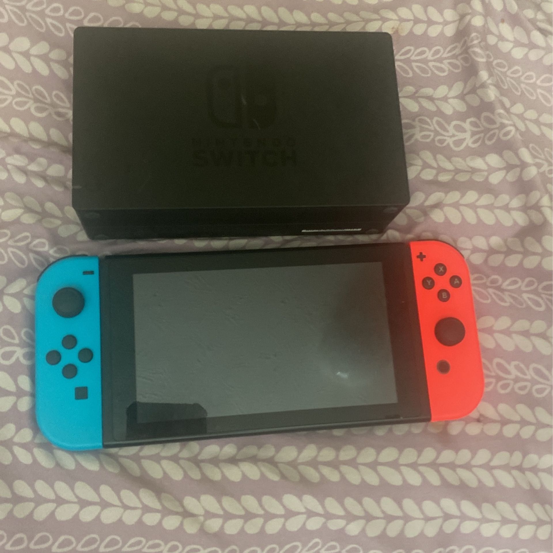 NITENDO SWITCH
