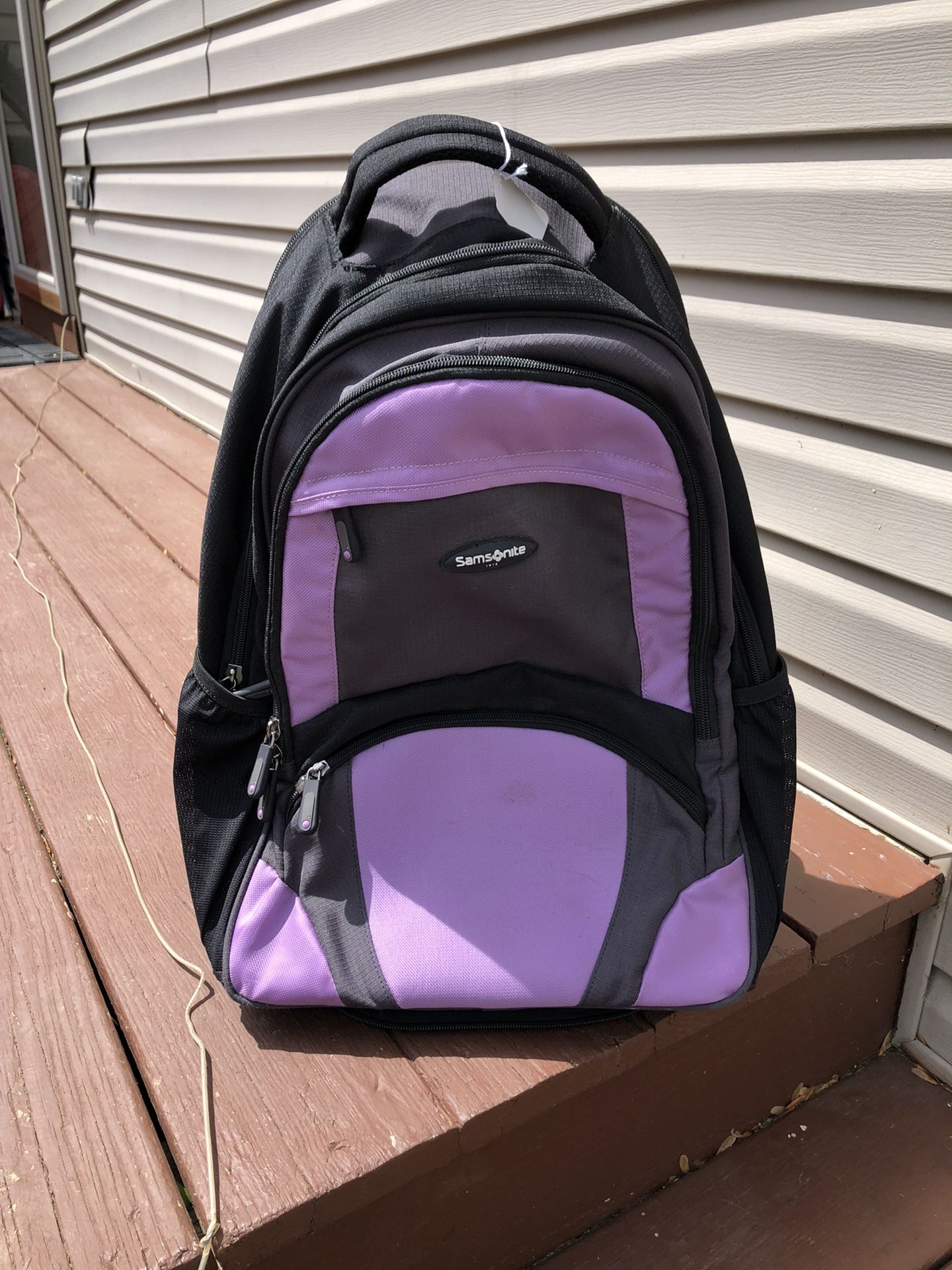  Samsonite Backpack