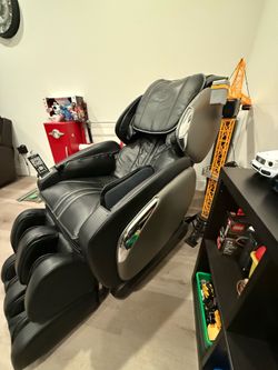 Osaki Massage Chair / Full Body Massage Recliner