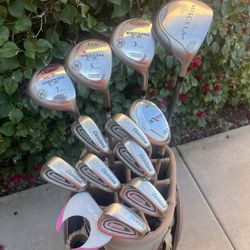 Women’s Golf club Set With A Golf Bag - TaylorMade, Cleveland, 