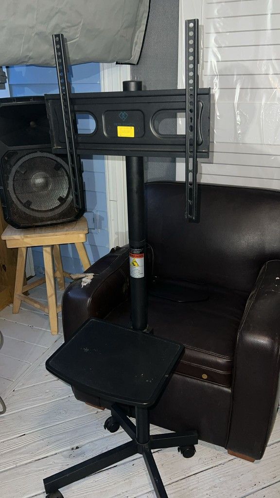 movable tv mount