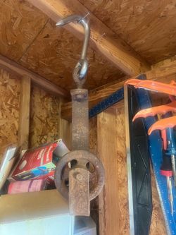 hook and pulley