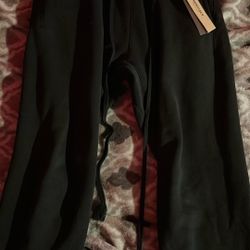 Essential Pants 