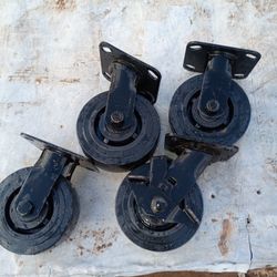 Like New For A Pretty Good Size Toolbox These Tires Can Withstand About 750 Lb