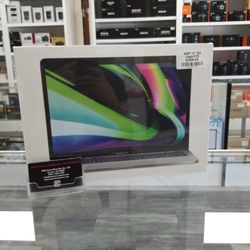 Macbook Pro 13inch M2/24gb Ram/2TB