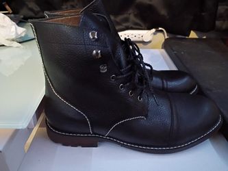 Nice Brand New Mens Black Leather Boots!