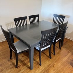 Dining Table Set with 6 Chairs – Good Condition