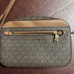 MK Purse 
