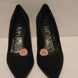 New Calvin Klein Heels Size 7 1/2