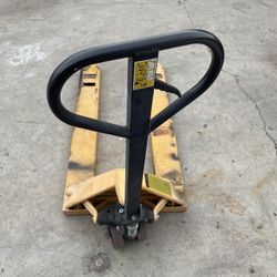 Pallet Jack 