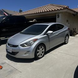 2012 Hyundai Elantra