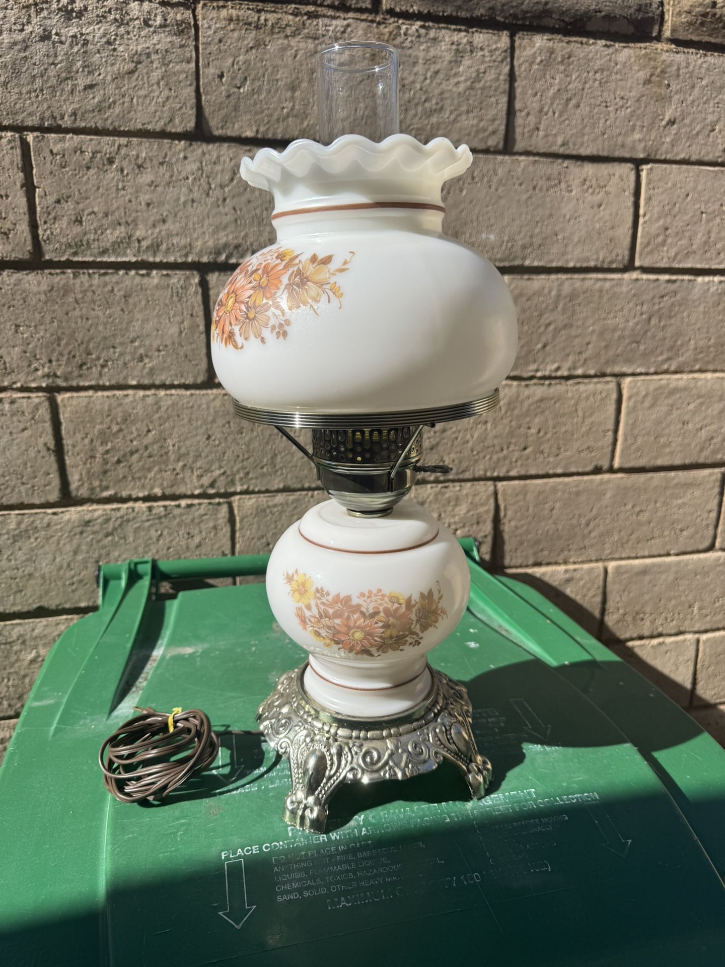 Vintage Lamp With Two Settings