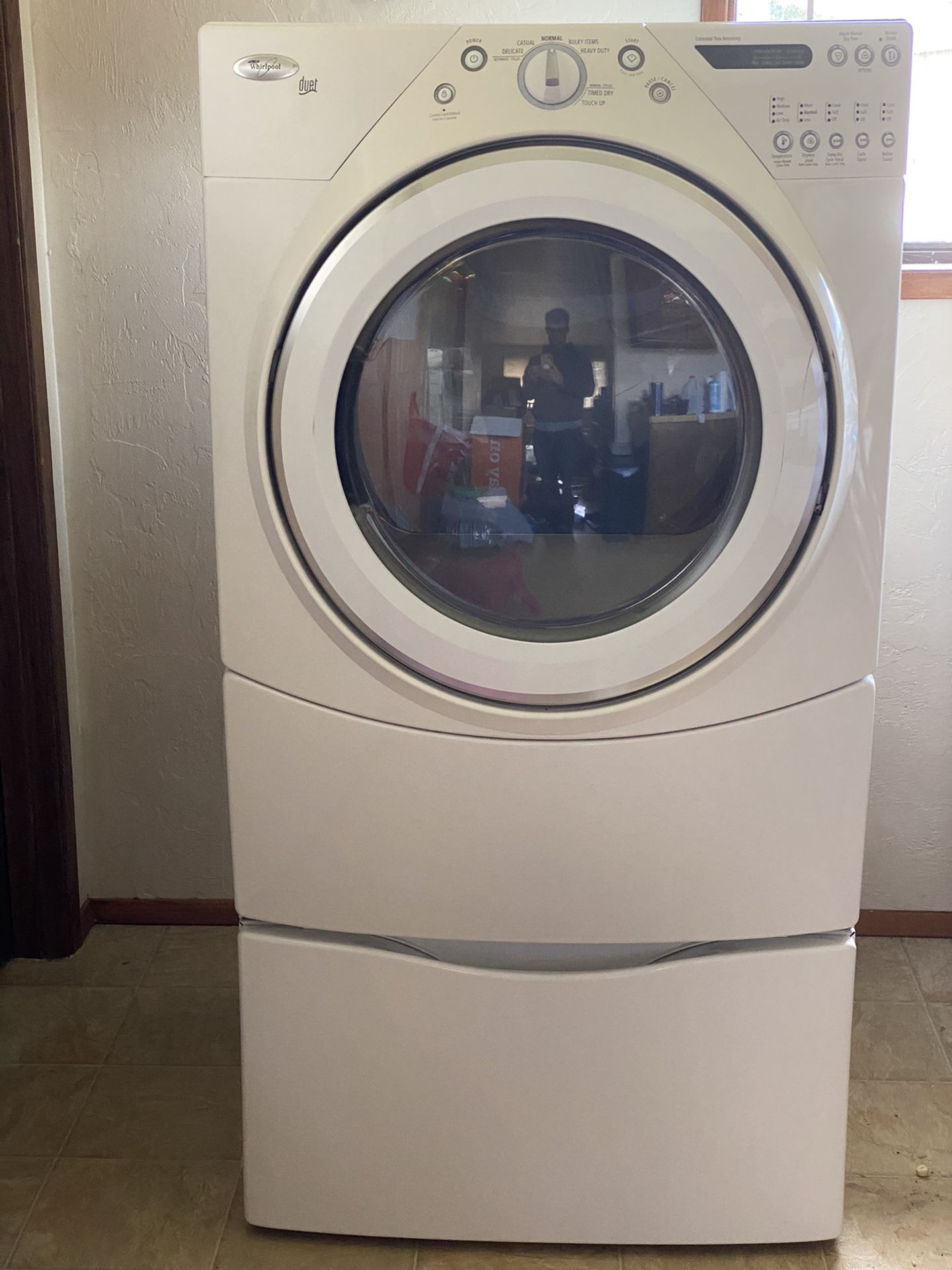 Whirlpool Duet GAS Dryer with Pedestal